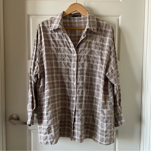 Dazy Button-down Shirt in Brown and White Plaid Size Large - Picture 1 of 4